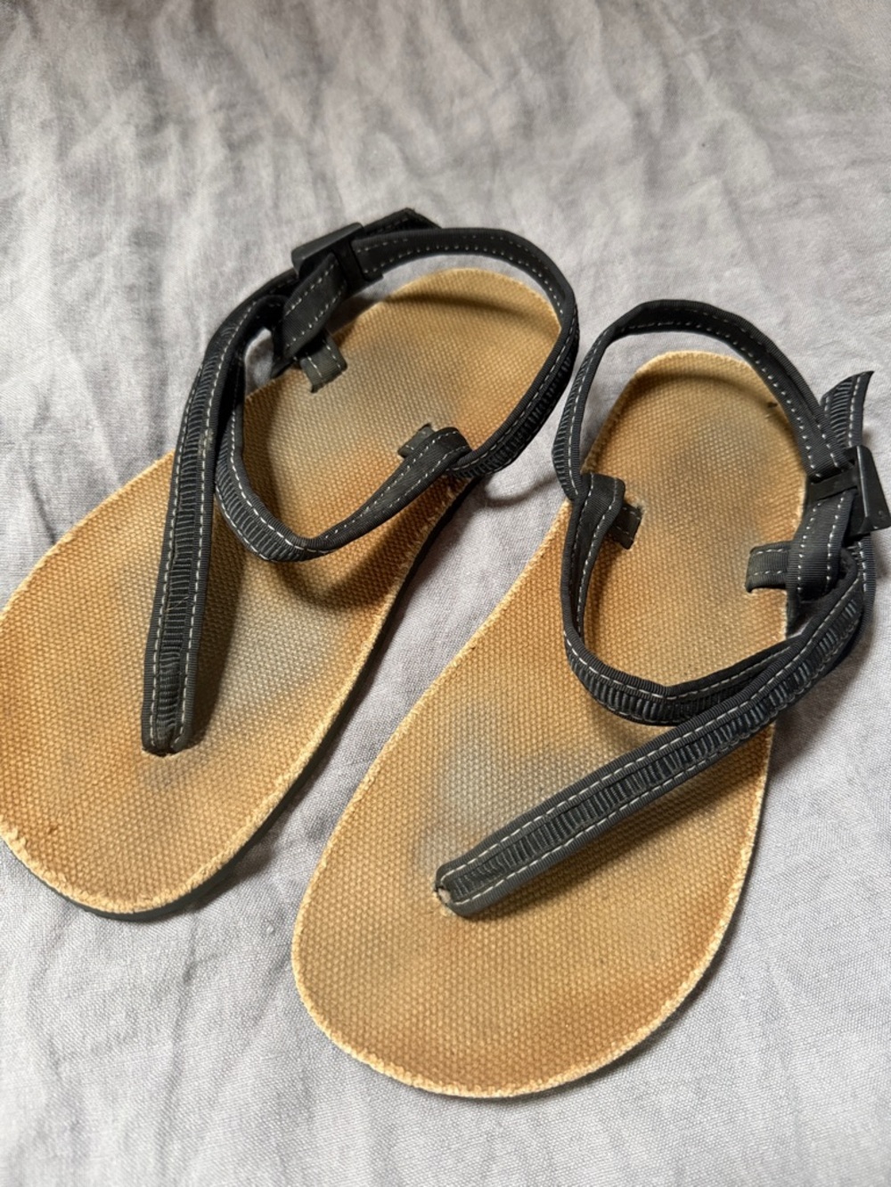 Earth runner circadian grounding barefoot sandal w size 7